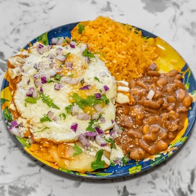 Chilaquiles Rojos.